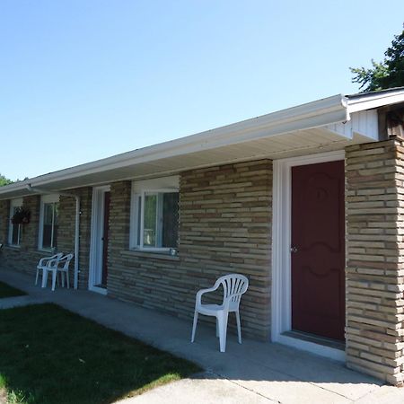 Dunlop Motel Goderich Exterior foto